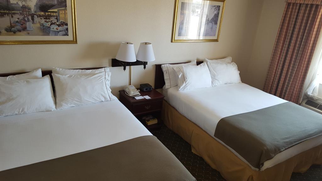 Country Inn & Suites By Radisson, Fort Worth West L-30 Nas Jrb Εξωτερικό φωτογραφία
